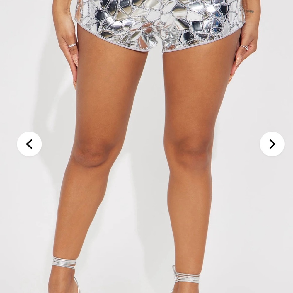 Silver Geometric Patterned Shorts - image 1